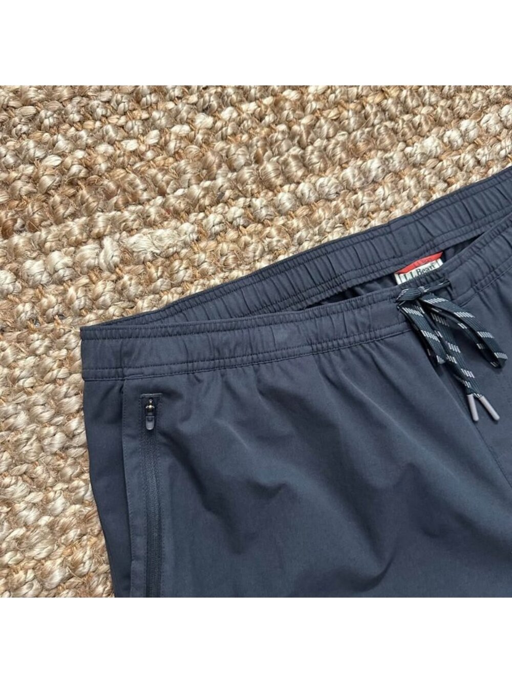 L.L. Bean Mens 2XL Multisport 30" Joggers Black Stretch Hiking Pants 515097 Dock